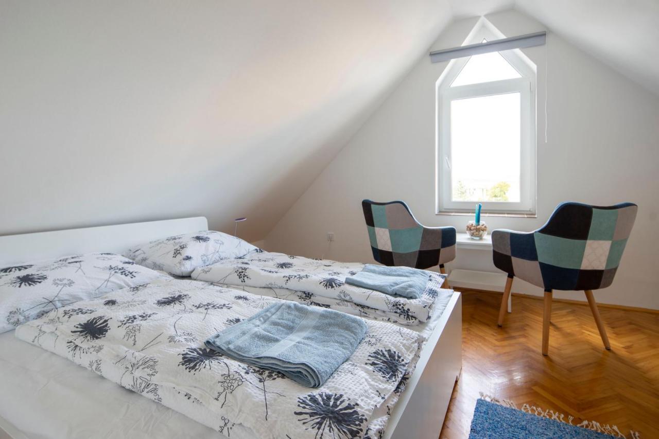 Апартаменты Darvin Apartman Эгер Экстерьер фото
